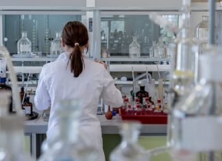 Dlaczego probówka świeci? Dlaczego probówka świeci?