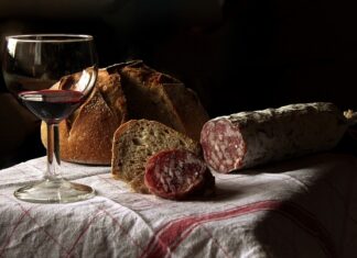 Czy kiełbasa z ogniska jest zdrowa?