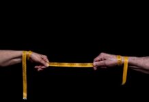 Z jakiej odległości malować pistoletem?